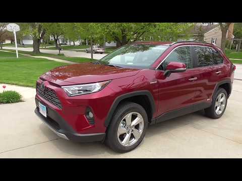 2019 Toyota RAV4 Hybrid Review: Kids, Carseats & Safety