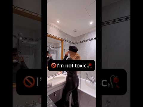 ⛔️🙅‍♀️ I'm not toxic... 🥀 #toxic #paris #france #toxique #tiktok