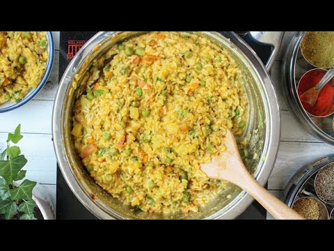 How to make Masala Vegetable Khichdi | Masala Khichdi | Moong Dal Khichdi | Simple & Healthy Khichdi