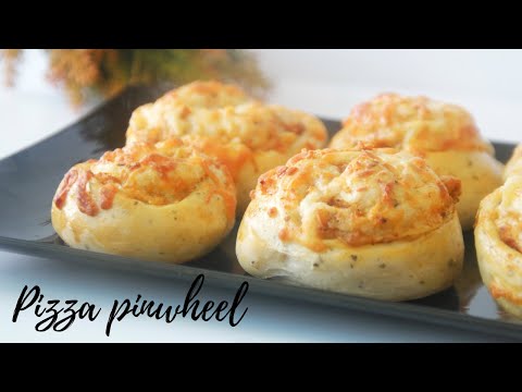 Pizza pinwheel || pizza snack || Asheescookbook