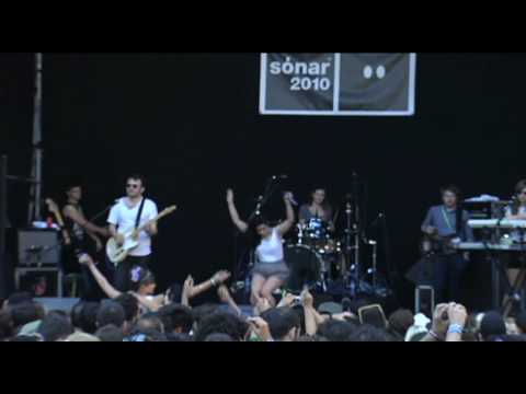 Sonar 2010: New Young Pony Club (Live)