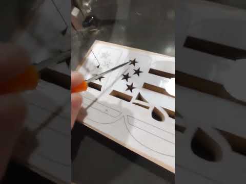 How To Cut Stars Out Perfectly On A Scroll Saw #shorts