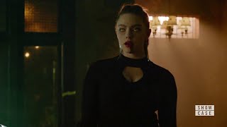 Legacies 1x10 Alaric, Josie and Lizzie find a Vampire Hope