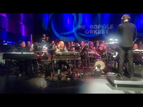 Metropole orkest invites Donny McCaslin Warszawa (David Bowie)