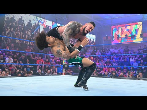 WWE: Flying Forearm Smash