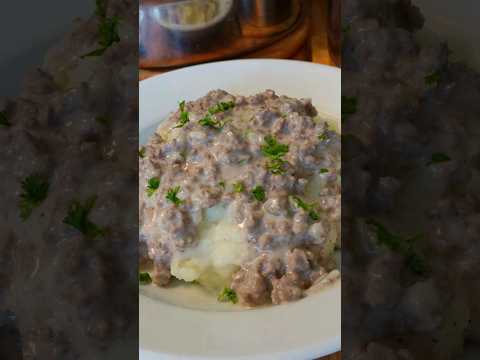 Craving Comfort Food?  Make a Homemade Hamburger Gravy #gravyguy #thesauceandgravychannel #gravy