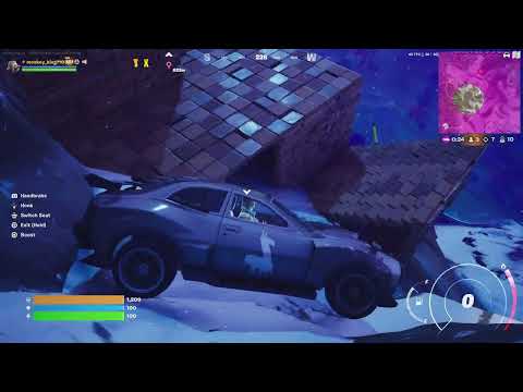 Abandoned by my squad but I clutch the WIN solo