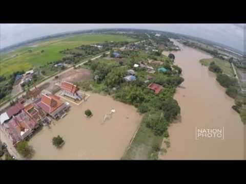 มุมสูงน้ำท่วมบางบาลอยุธยาอ่วม วัด-โรงเรียนจมน้ำ