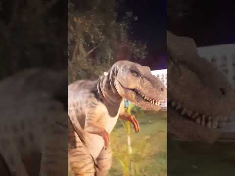 Lucknow ka dinosaur #funny #jurrassicworld #usladkipedilaayahai #lucknow