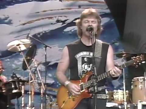 DOOBIE BROTHERS - DARK EYED CAJUN WOMAN(LIVE 1990)