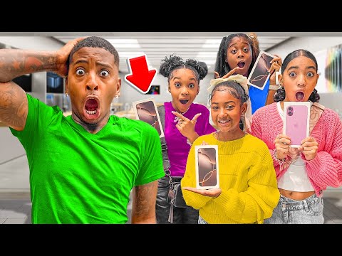 TOOK THE GIRLS SHOPPING AND BOUGHT THEM IPHONE 16’s 📱😱