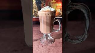 ❄️ COOL MOMS Make Homemade #HotChocolate 🤣🙌🏼 #hotchocolaterecipes #holidayrecipes #winterrecipes