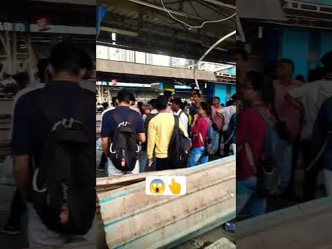 waiting for train platform rush😱#shortvideo #shorts #viral #youtubeshorts #ytshorts #trendingshorts