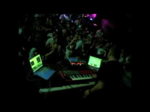 M.I.K.E. Push aka Plastic Boy LIVE |San Francisco [June 2009]