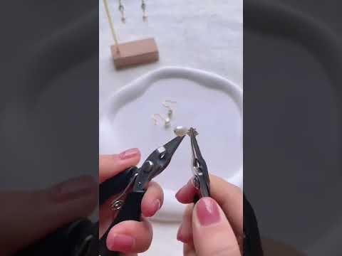 DIY Vintage Pearl Earrings - Rimmoto Jewelry