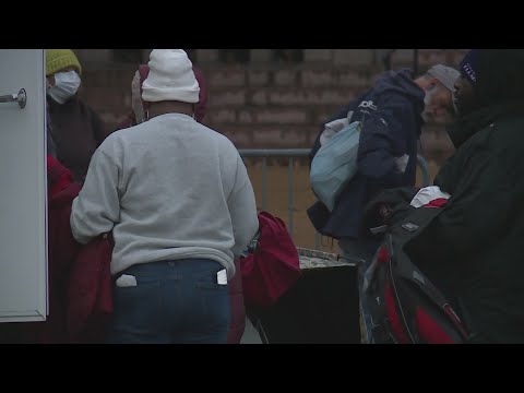 Unhoused St. Louisans receive 'bundles of hope' on Christmas Eve, Christmas Day