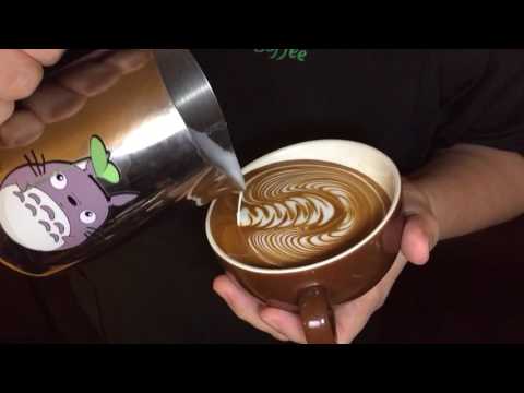 Latte art wing rosetta