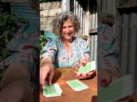 Cards in the garden - that's what summer days are all about ☺️