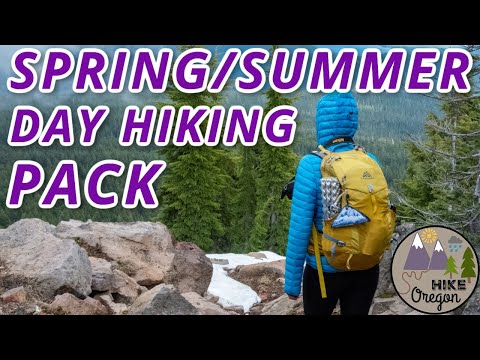 What I Carry In My Spring/Summer Day Hiking Backpack