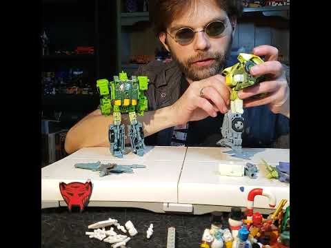 SS86 vs WFC Seige a Springer Robot Comparison & Review M.M.E. Robot 296