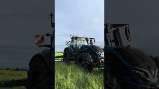 Valtra Q305 on Demo in Co Meath #farming #irishfarming #silage #valtra