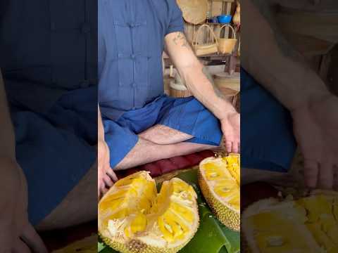 How to open jackfruit?