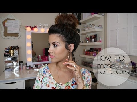 HOW TO: Messy Bun Hair Tutorial