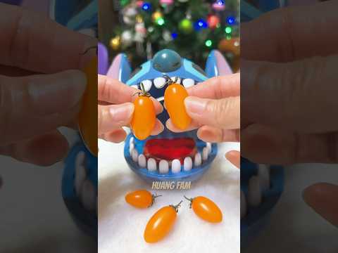 STITCH DENTIST EATING YUMMY GOLDEN TOMATOES