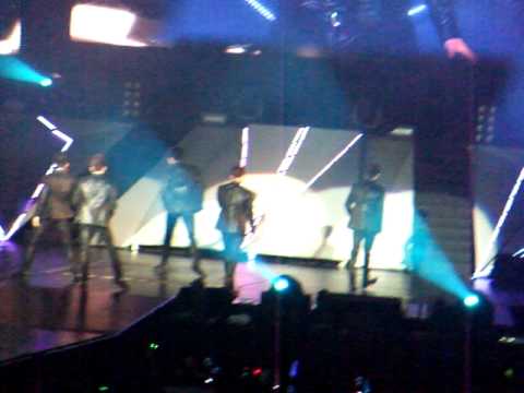 [191111] 2PM - I'm Your Man (2PM Asia Tour Singapore 2011)