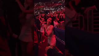 itzy dancing to god's menu at KCON 2022 LA #straykids #itzy #kcon2022la #shorts