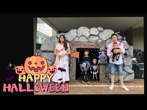 🎃 Family T ‘s Halloween special 2020 Trick or Treat at home 👻🍭