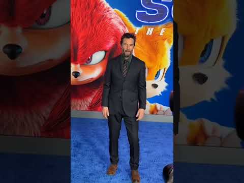 Keanu Reeves Poses At The Sonic 3 Movie Premiere.#keanureeves #premiere#sonic