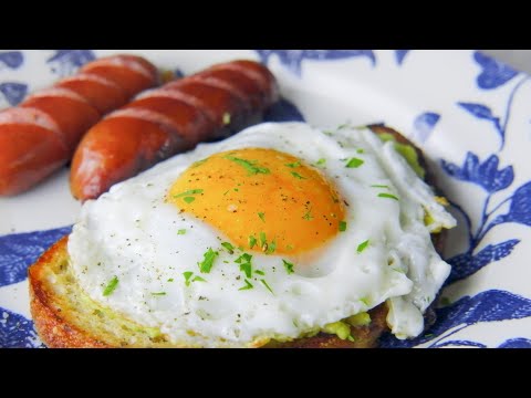 How to make fried eggs with runny yolks | How to Fry an Egg