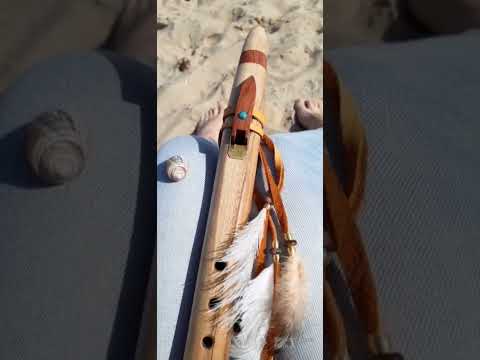 'Avon Beach' #flutemusic #nativeamericanstyleflute #nasf #flute #nativeinstruments