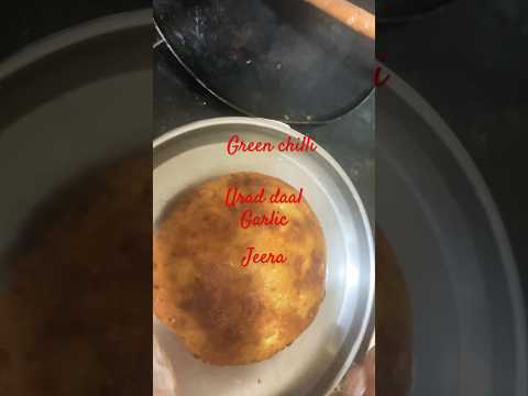 #kachorirecipe  #shortsvideo   #trendingvideo   #ytshort  #cookingvideo   #Uraddallkachori  #song