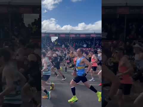 Kenya's Alexander Munyao wins men's London marathon