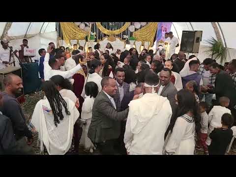 ዝገርም መርዓ ብባህላዊ ተፃዋታይ ጭራ ኪዳነ (ወዲ ኣደነ)2016