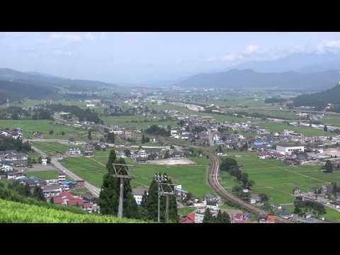 はくたか通過　石打丸山スキー場から石打駅方向俯瞰