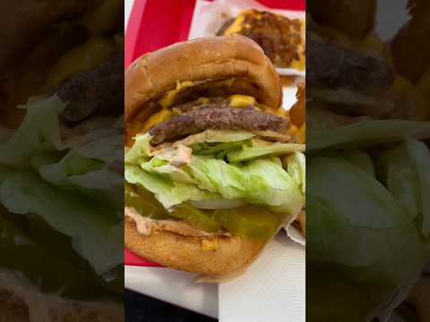 In-N-Out Burger #new #food #review #foodie #hamburger #cheeseburger #fastfood