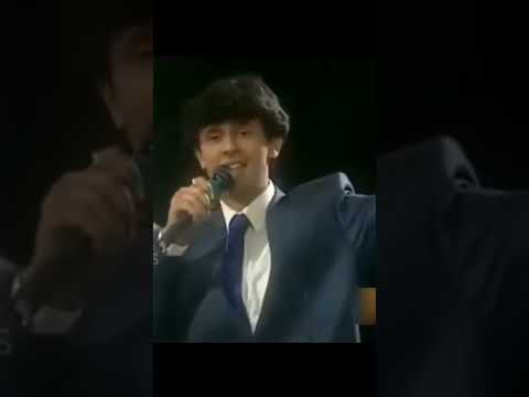 YOUNG SONU NIGAM TEACHING HOW TO SING SONGS IN MANY DIFFERENT CHORDS #SONUNIGAM #SHORTS #music