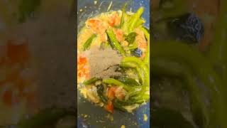 green chicken recipe,green chicken chilli gravy recipe