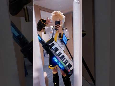 He got his what plucked off?? #cosplay #kagaminelen #vocaloidcosplay #vocaloid