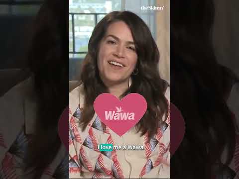 Abbi Jacobson Loves Wawa #shorts