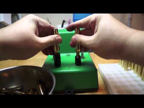 【ライフルリロード】Step 7a: バリ取り [HD] / [Reloading Rifle Ammo] Step 7a: deburring & chamfering with trim mate