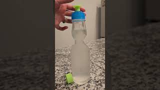 How to open the soda bottle