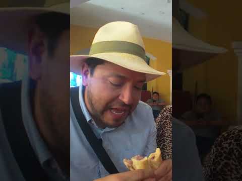 PROBANDO la COHINITA PIBIL en IZAMAL, YUCATÁN y nos encantó! #shorts