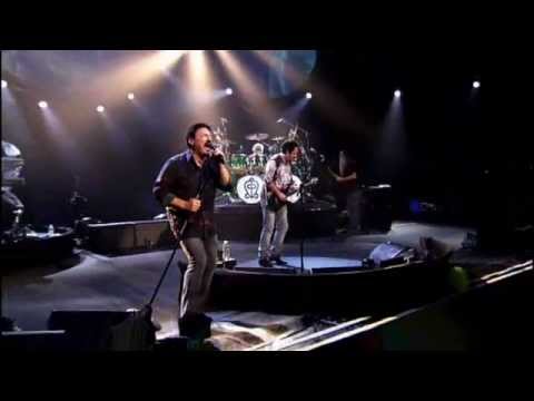 Toto - Isolation (Live in Paris 2007)