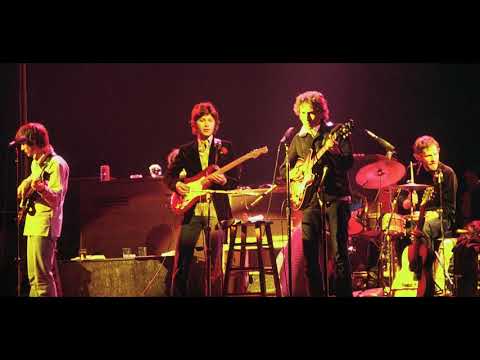 One Too Many Mornings - Bob Dylan w/ The Band - 1974 Live