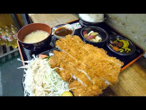 Approx. 8 times the Normal Size!? The Amazing Preparations at a Family-run Tonkatsu Restaurant!