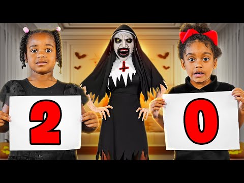 RATING OUR MOM SPOOKY HALLOWEEN COSTUMES | THE PRINCE FAMILY CLUBHOUSE